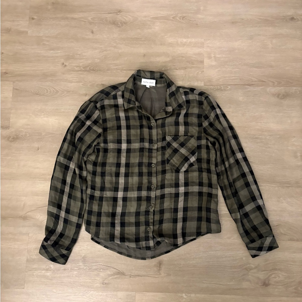 NWOT Bella Dahl Olive and Black flannel
